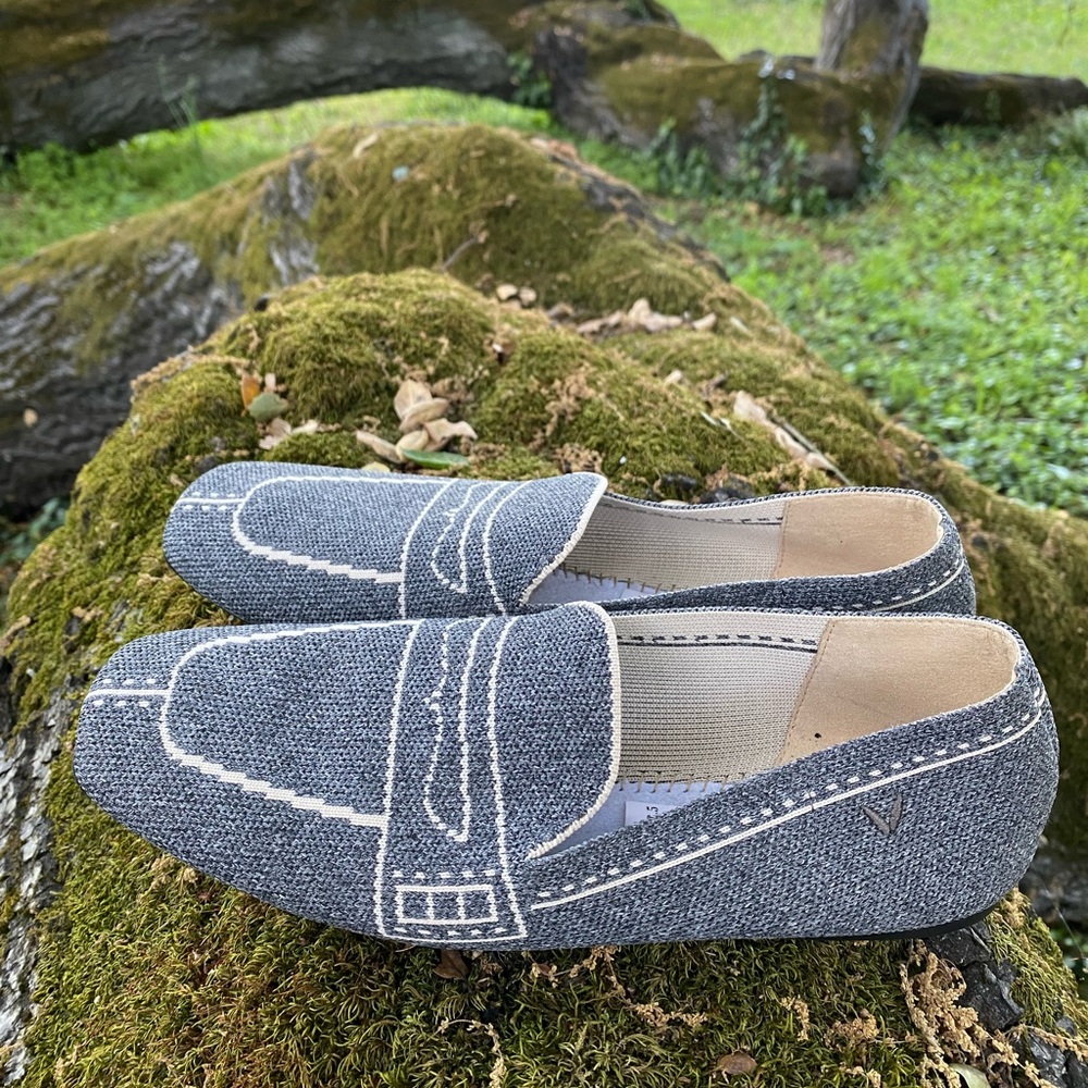 VIVAIA Square-Toe Patterned Loafers Grey- sz. 38.5 EU, 8-8.5